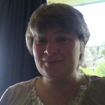 Tracey Young Photo 4