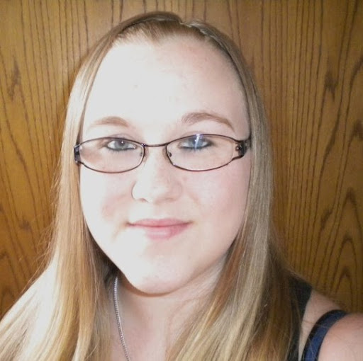 Aimee Warren Photo 7