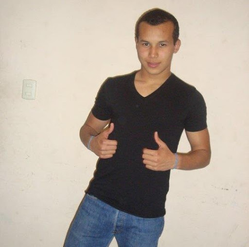 Julio Vidal Photo 33