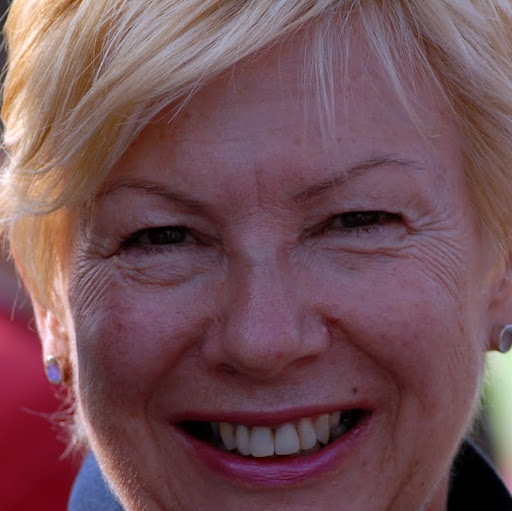 Pamela Todd Photo 26