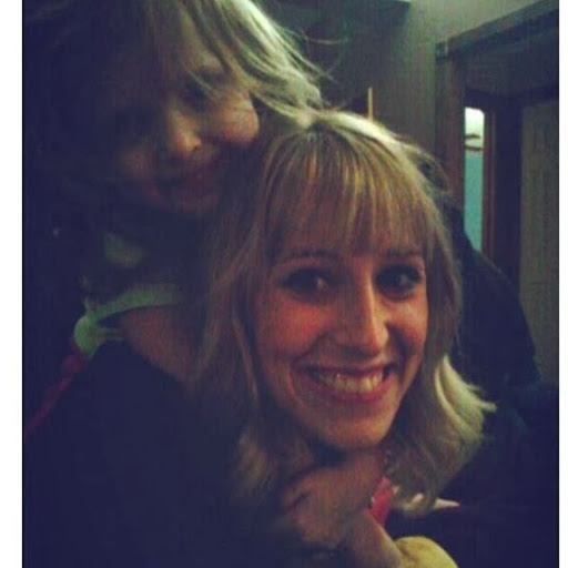Julia Stringer Photo 6