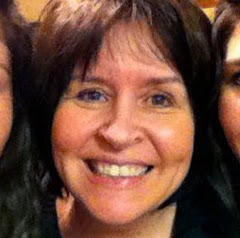 Ruth Wyatt Photo 33