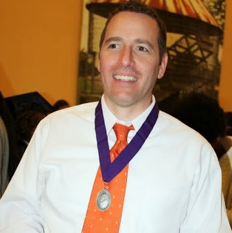 Christopher Holmes Photo 30