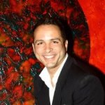 Mike Valdes Photo 1