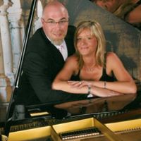 Lori Miller Photo 24