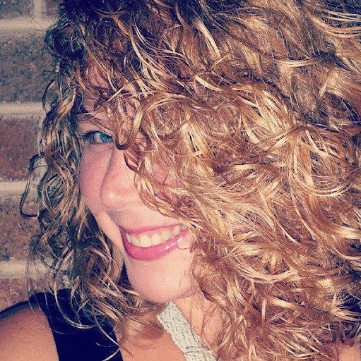 Jessie Thomas Photo 29