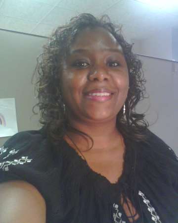 Tracie Williams Photo 13
