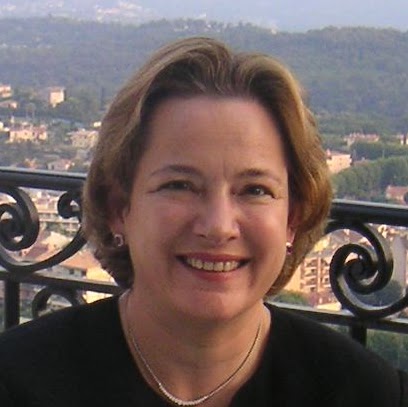 Sally Robinson Photo 37