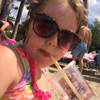 Emily Paquette Photo 15