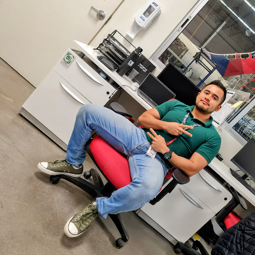 Alexander Molina Photo 18