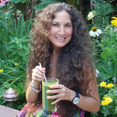 Danielle Heard Photo 3