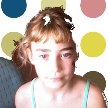 Sarah Long Photo 25