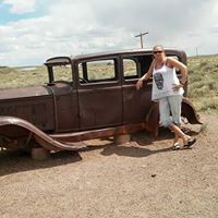 Julie Tesch Photo 8