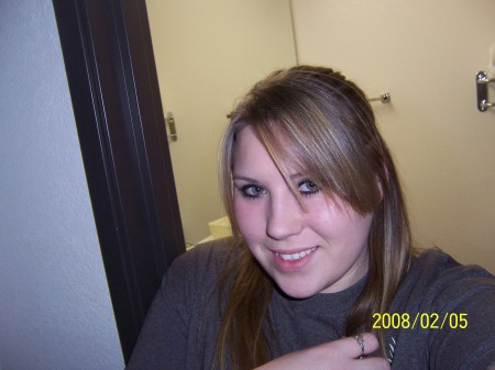Jessica Helm Photo 32