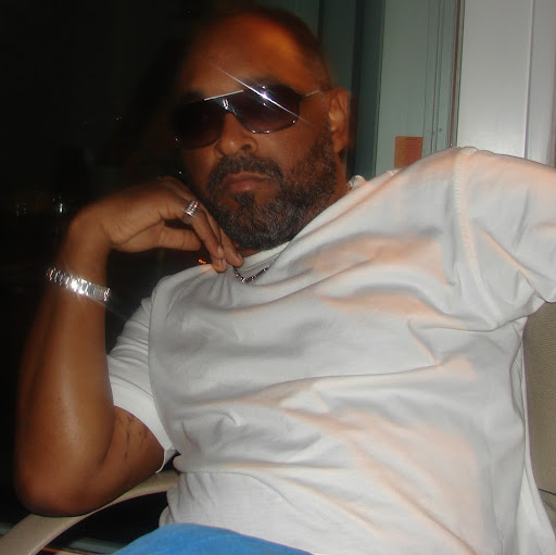 Ronald Colbert Photo 26