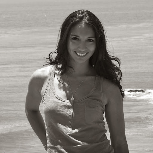 Elizabeth Stern Photo 16