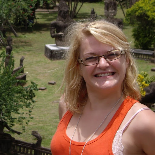 Sarah Strachan Photo 12