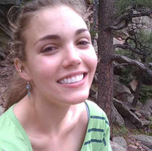 Renee Miller Photo 32