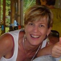 Tracy Lynch Photo 16