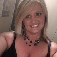 Amanda Combs Photo 15
