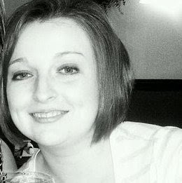 Amanda Link Photo 30