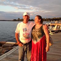Beth Churchill Photo 32