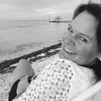 Mindy Short Photo 12