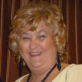 Cynthia Baxter Photo 15