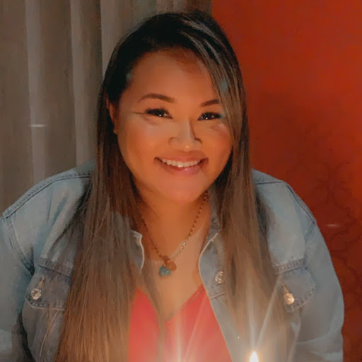 Linda Tran Photo 36