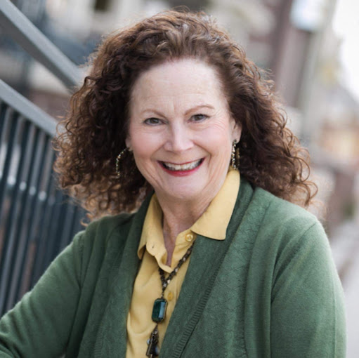 Suzanne Simpson Photo 9