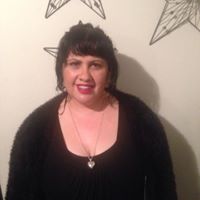 Lisa Rolfe Photo 19