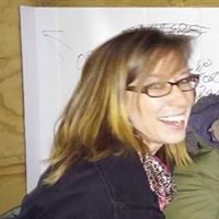 Lorie Robinson Photo 11