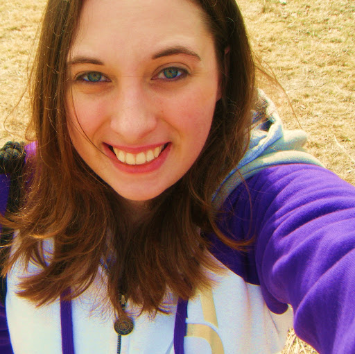 Julia Adams Photo 8
