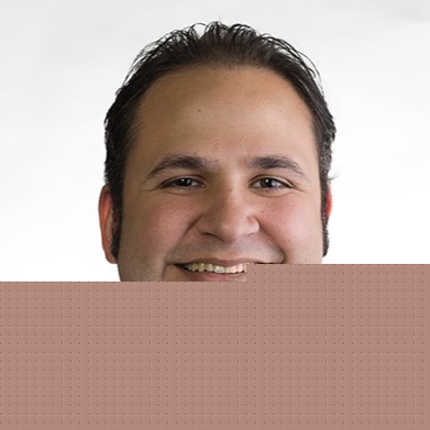 Christian Flores Photo 30