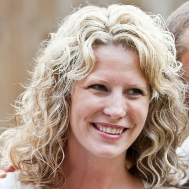 Julie Stevens Photo 42