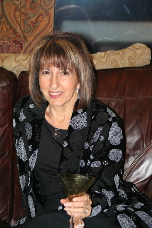 Sandra Abbott Photo 33