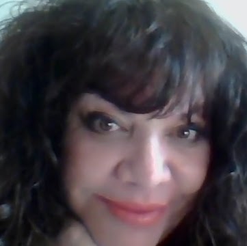 Kathleen Hanlon Photo 12