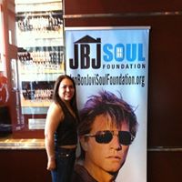 Janie Torres Photo 11