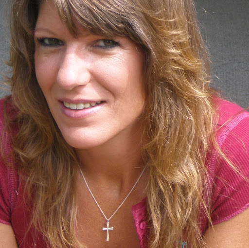 Christine Stringer Photo 15