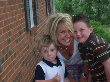 Terri Roach Photo 21