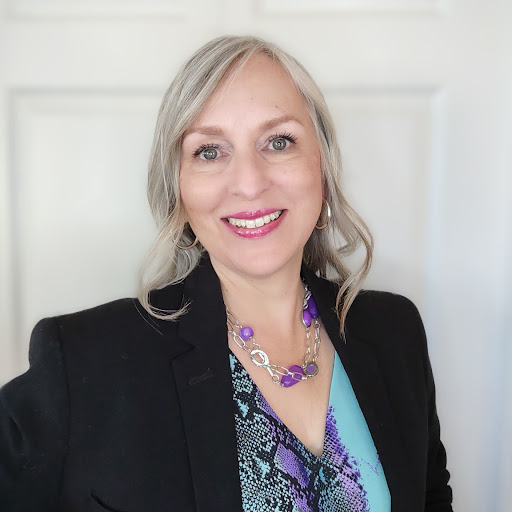 Sally Luebben Photo 5