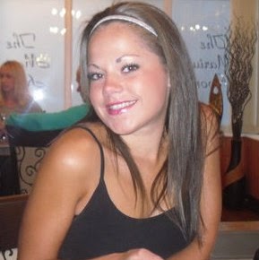 Charlotte Richards Photo 17