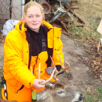 Jennifer Hanson Photo 18