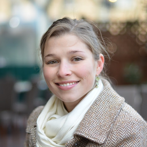 Suzanne Evans Photo 43
