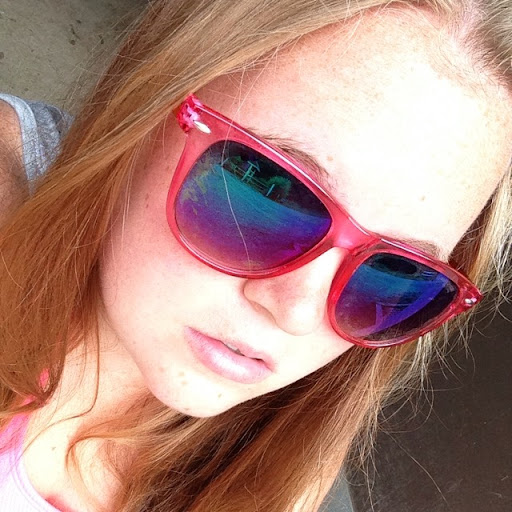 Nicole Fritz Photo 12