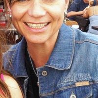 Stephanie Carter Photo 17