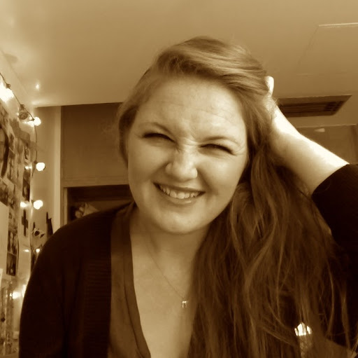 Madeline Harris Photo 9