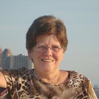 Janet Hooper Photo 31