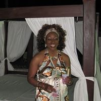 Stephanie Askew Photo 18