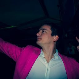Quentin Rose Photo 10
